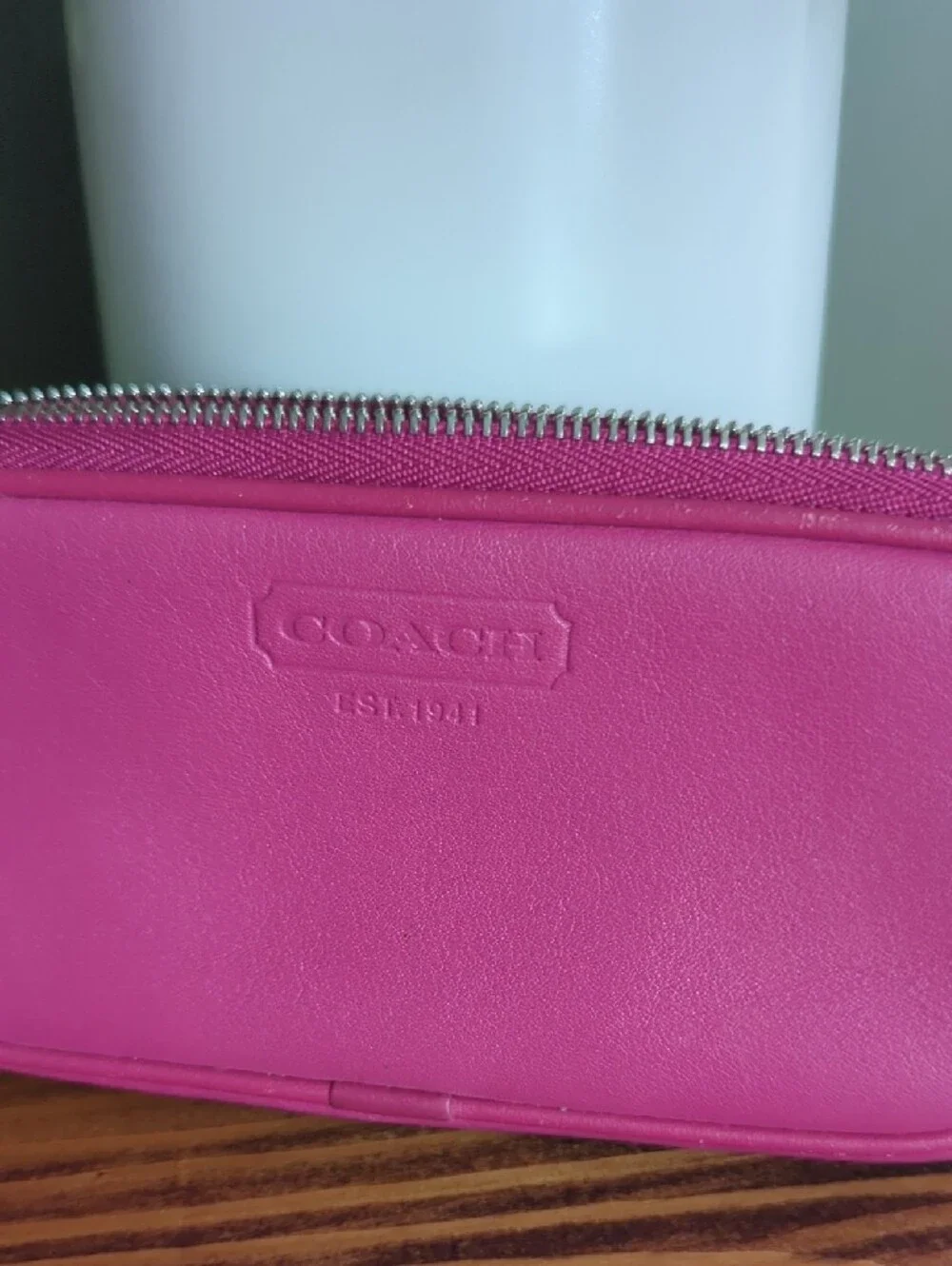 Coach Vintage Y2K Rare Fuchsia Leather Eye Glass Travel Case